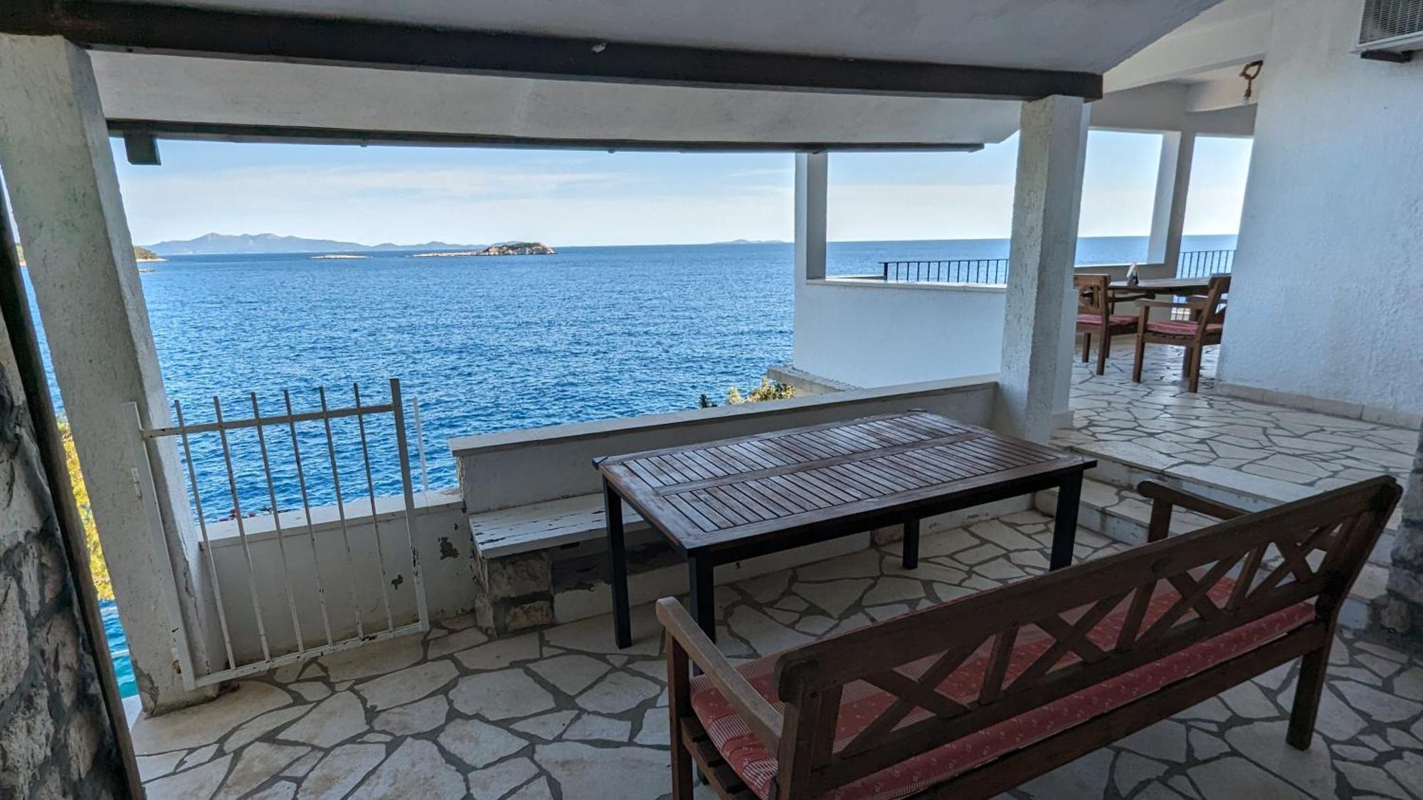 Paradies Apartments Prizba Blato  Luaran gambar